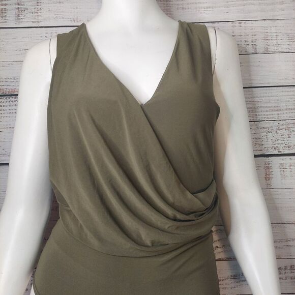 Fashion Nova Medium Womans Bodysuit Green - Picture 2 of 8